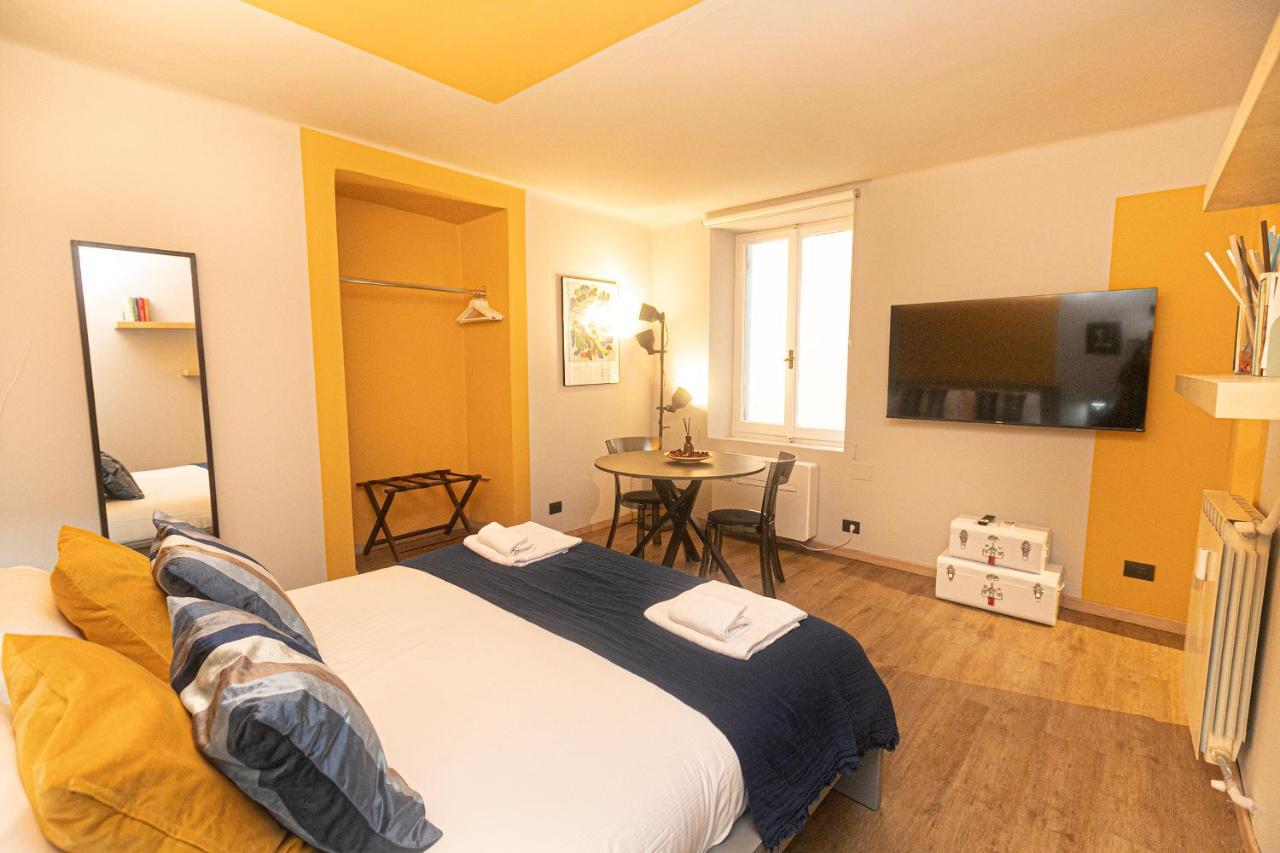 Giano Host - I Teatri Apartment Genoa Exterior photo